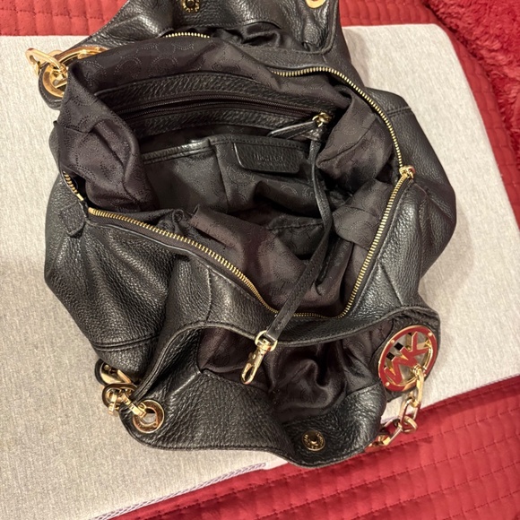 Michael Kors Large Bag - Picture 12 of 12